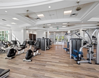 13832 Blue Bay Circle - Photo Thumbnail 33