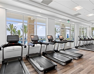 13832 Blue Bay Circle - Photo Thumbnail 40