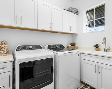 13832 Blue Bay Circle - Photo Thumbnail 16