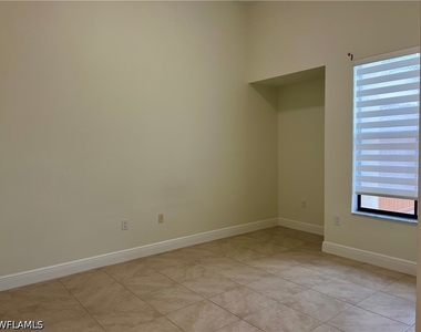 5226 Ferrari Avenue - Photo Thumbnail 12