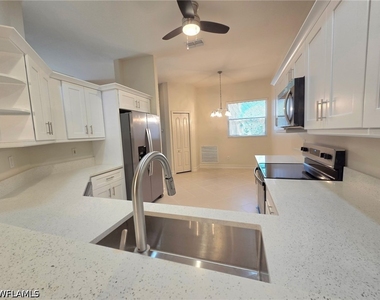 7892 Sanctuary Circle - Photo Thumbnail 23