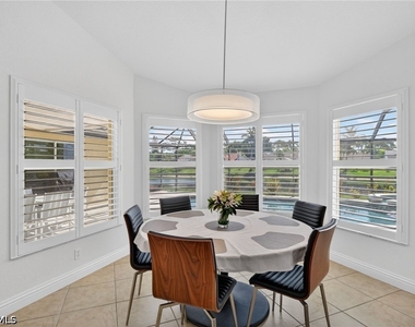 576 Briarwood Boulevard - Photo Thumbnail 5