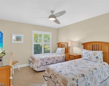 576 Briarwood Boulevard - Photo Thumbnail 13