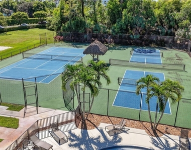 576 Briarwood Boulevard - Photo Thumbnail 29