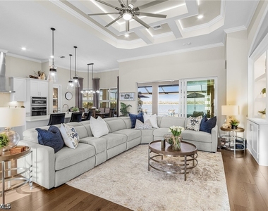 13832 Blue Bay Circle - Photo Thumbnail 9