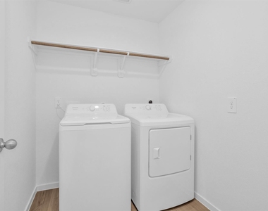 3518 Grassland Dr - Photo Thumbnail 22