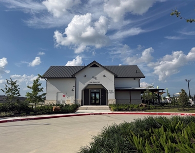 3518 Grassland Dr - Photo Thumbnail 31