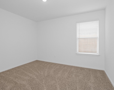 3518 Grassland Dr - Photo Thumbnail 17