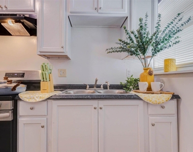 2902 Truxillo Street - Photo Thumbnail 24