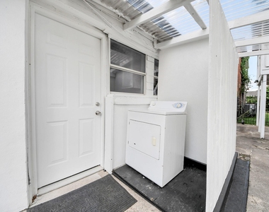 2902 Truxillo Street - Photo Thumbnail 29