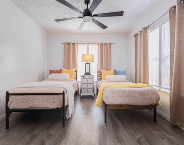 2902 Truxillo Street - Photo Thumbnail 17