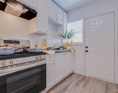 2902 Truxillo Street - Photo Thumbnail 22
