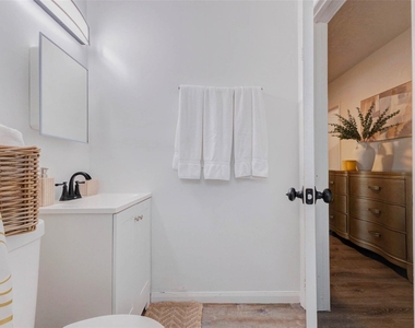 2902 Truxillo Street - Photo Thumbnail 21