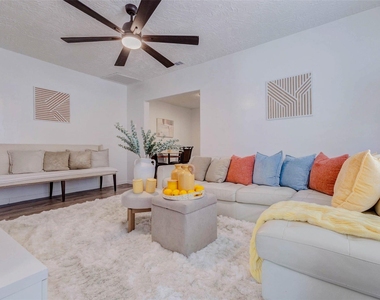 2902 Truxillo Street - Photo Thumbnail 5