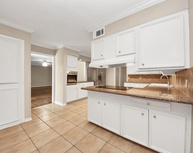 4422 Nenana Drive - Photo Thumbnail 32