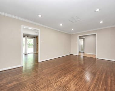 4422 Nenana Drive - Photo Thumbnail 20