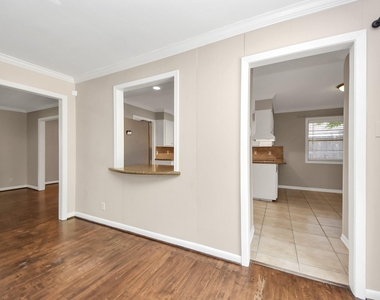 4422 Nenana Drive - Photo Thumbnail 8