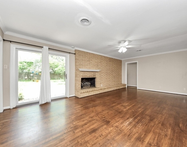 4422 Nenana Drive - Photo Thumbnail 10