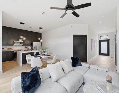 4605 Harrisburg Boulevard - Photo Thumbnail 10
