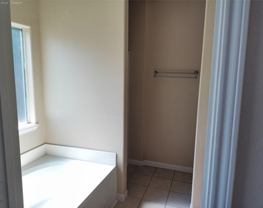 3311 Siebinthaler Lane - Photo Thumbnail 28