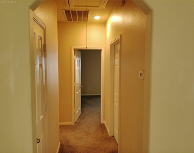 3311 Siebinthaler Lane - Photo Thumbnail 12