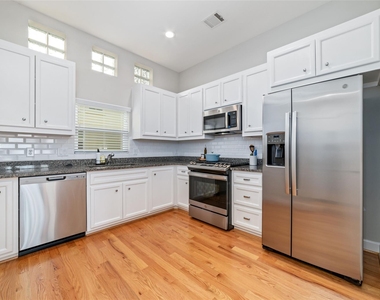 8705 Bryam - Photo Thumbnail 6