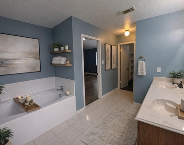 14619 Golden Cypress Lane - Photo Thumbnail 13