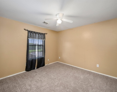 3702 Bent Springs Lane - Photo Thumbnail 11
