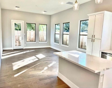803 Thornton Road - Photo Thumbnail 2