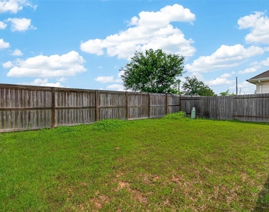 13730 Andover Park Drive - Photo Thumbnail 43