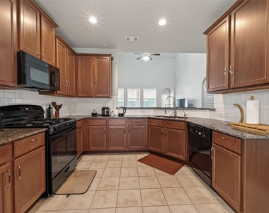 13730 Andover Park Drive - Photo Thumbnail 17