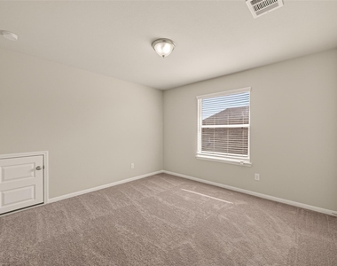 13730 Andover Park Drive - Photo Thumbnail 27