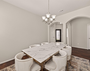 13730 Andover Park Drive - Photo Thumbnail 7