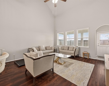 13730 Andover Park Drive - Photo Thumbnail 9