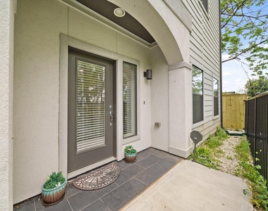 1824 Bonner Street - Photo Thumbnail 1