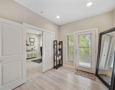1824 Bonner Street - Photo Thumbnail 3