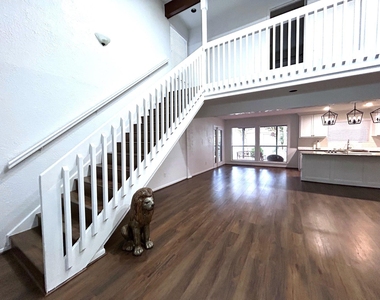 707 Trademark Place - Photo Thumbnail 7