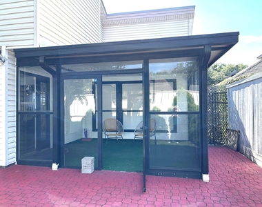 707 Trademark Place - Photo Thumbnail 36