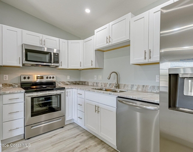 861 Furth Road Nw - Photo Thumbnail 5