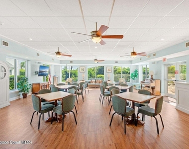 123 Seaport Boulevard - Photo Thumbnail 19
