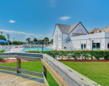 123 Seaport Boulevard - Photo Thumbnail 15