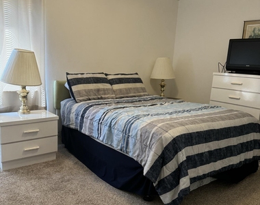 123 Seaport Boulevard - Photo Thumbnail 42