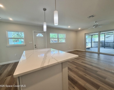 143 E Grant Avenue - Photo Thumbnail 4