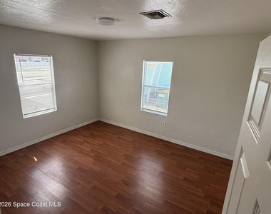 1320 S Atlantic Avenue - Photo Thumbnail 14