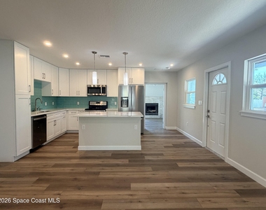 143 E Grant Avenue - Photo Thumbnail 2
