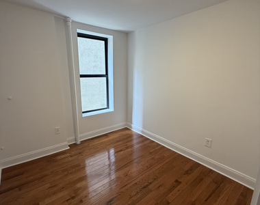 1427 York Avenue - Photo Thumbnail 3