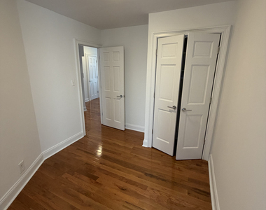 1427 York Avenue - Photo Thumbnail 4
