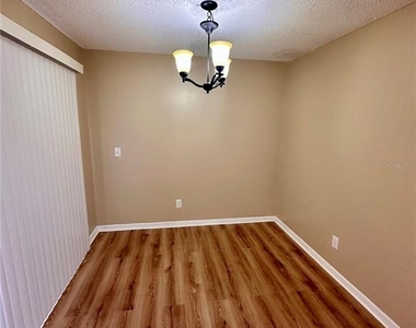 6262 142nd Avenue N - Photo Thumbnail 5