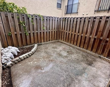 6262 142nd Avenue N - Photo Thumbnail 15