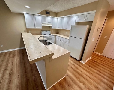 6262 142nd Avenue N - Photo Thumbnail 1